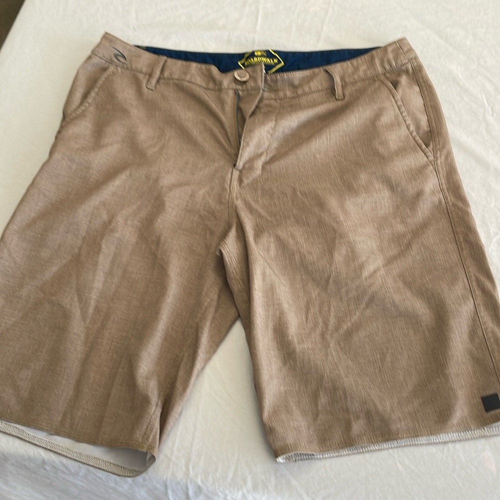 Mens rip curl board short size 33